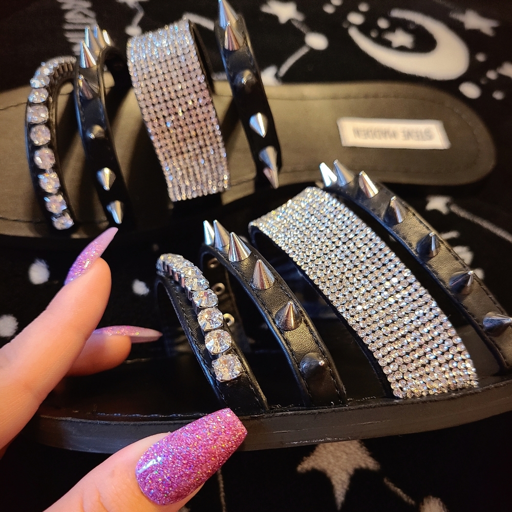 Steve Madden sandals.